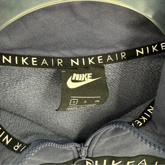 Nike Air Sweatshirt Womens Size Small Blue Long Sleeve Mock Neck 1/4 Zip Cropped - Picture 4 of 7